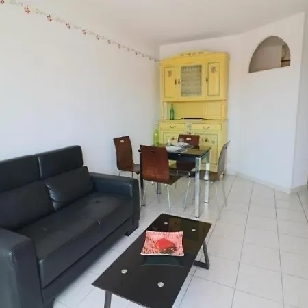 Sete, 2 Pieces, 2 Personnes - Fr-1-472a-2 דירה